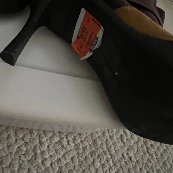 Dollhouse Size 10 Shoe Bootie - Picture 7 of 9